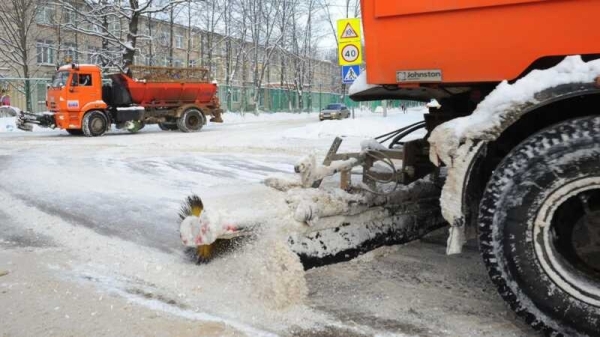 11-летнего москвича засосало в снегоуборочную машину